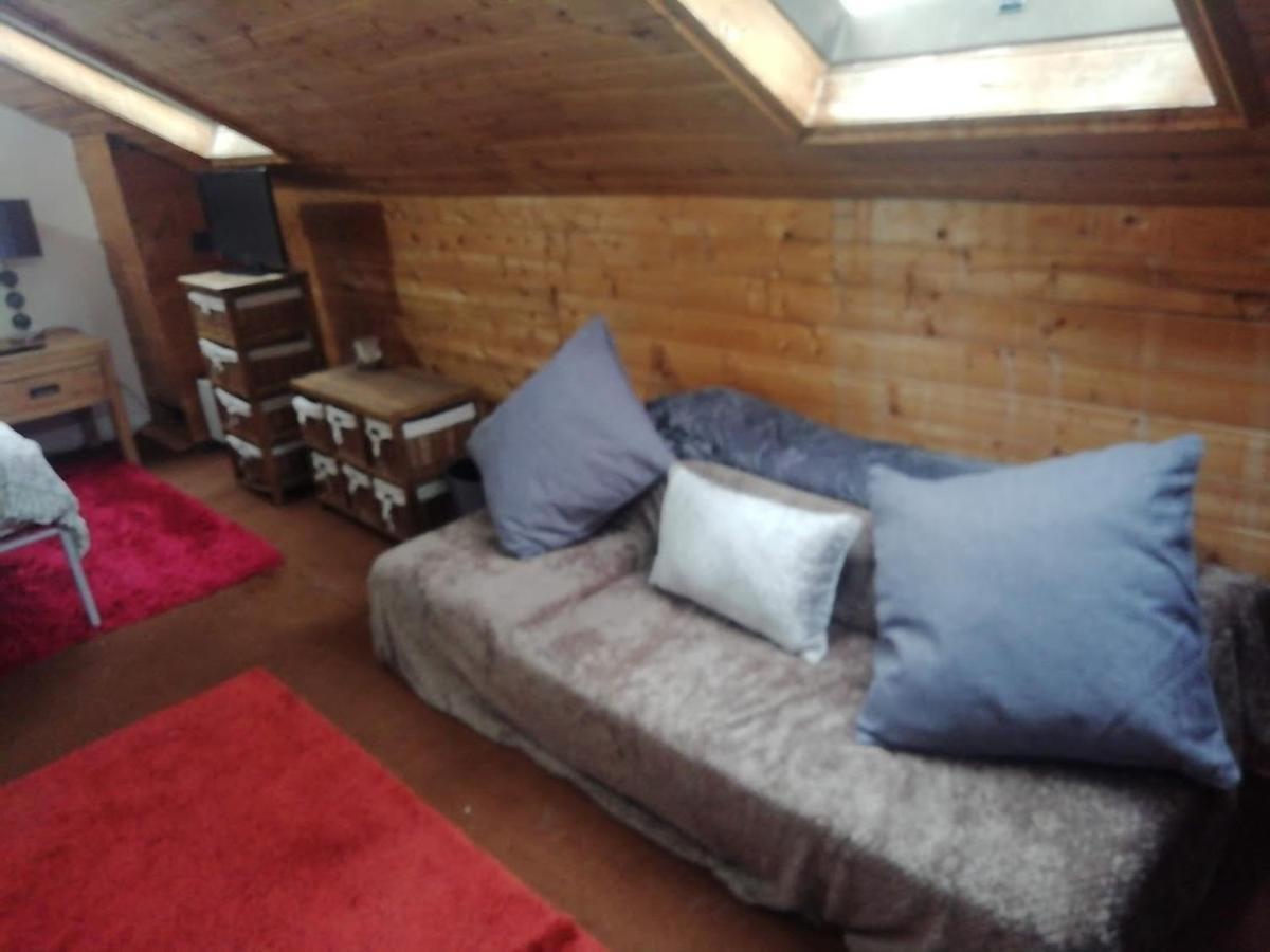 Cozy Loft In Bushey, 20 Mins By Train To Euston London Apartment ภายนอก รูปภาพ